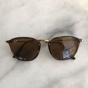 Ray Ban Tortoise/Gold Sunglasses